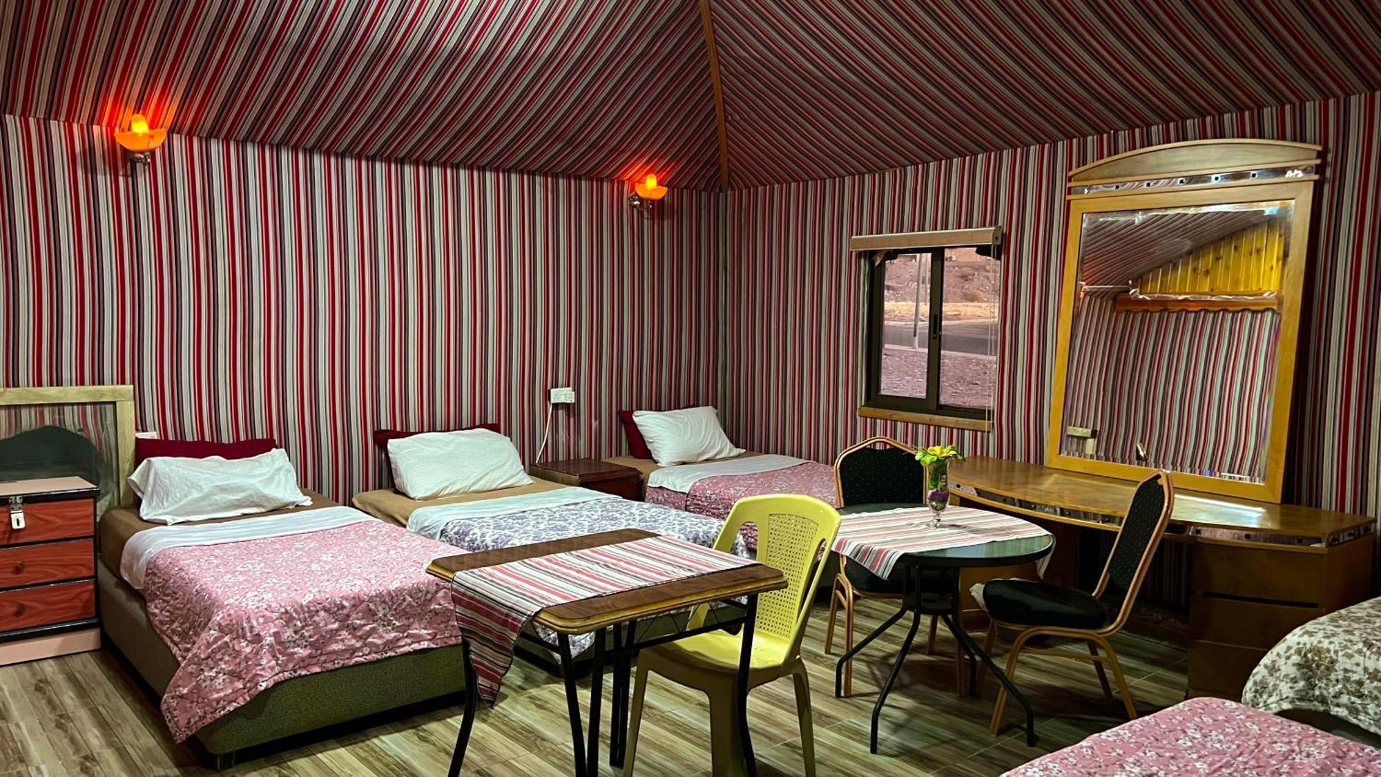 Al-Amer Hostel アカバ エクステリア 写真